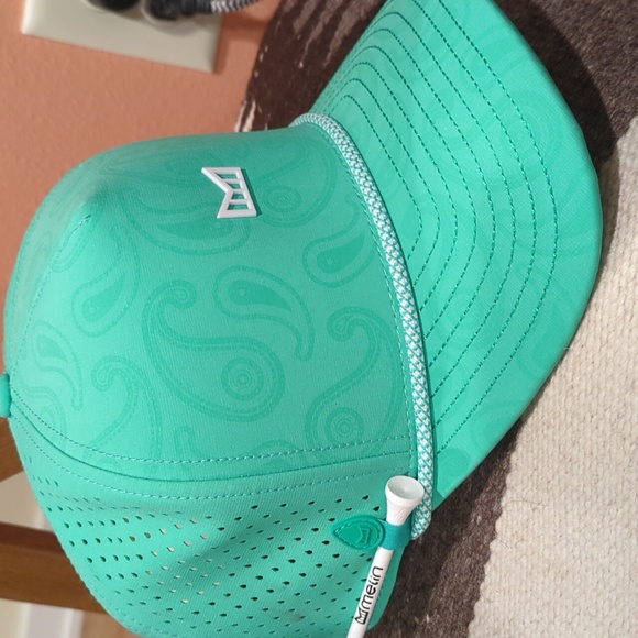 Melin Odysea Links Hydro Performance Snap Collection Classic Size Neon Aqua - Picture 7 of 9